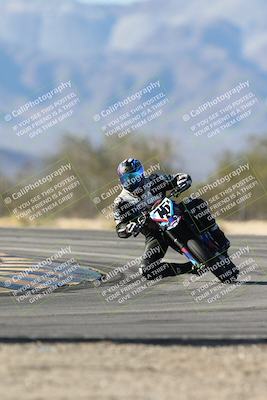 media/Dec-07-2025-CVMA (Sun) [[3e7d2de5dc]]/Race 12- Formula 40 MW and LW/